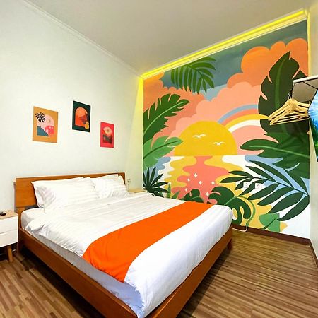 Room Ijen Hostel Баньюванги Экстерьер фото